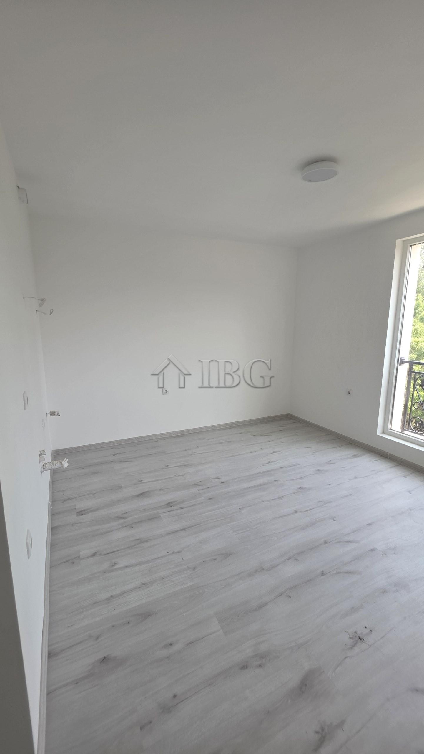 Studio Apartment in La Mer Silver Residence-1, Sunny Beach — photo 9 of 23