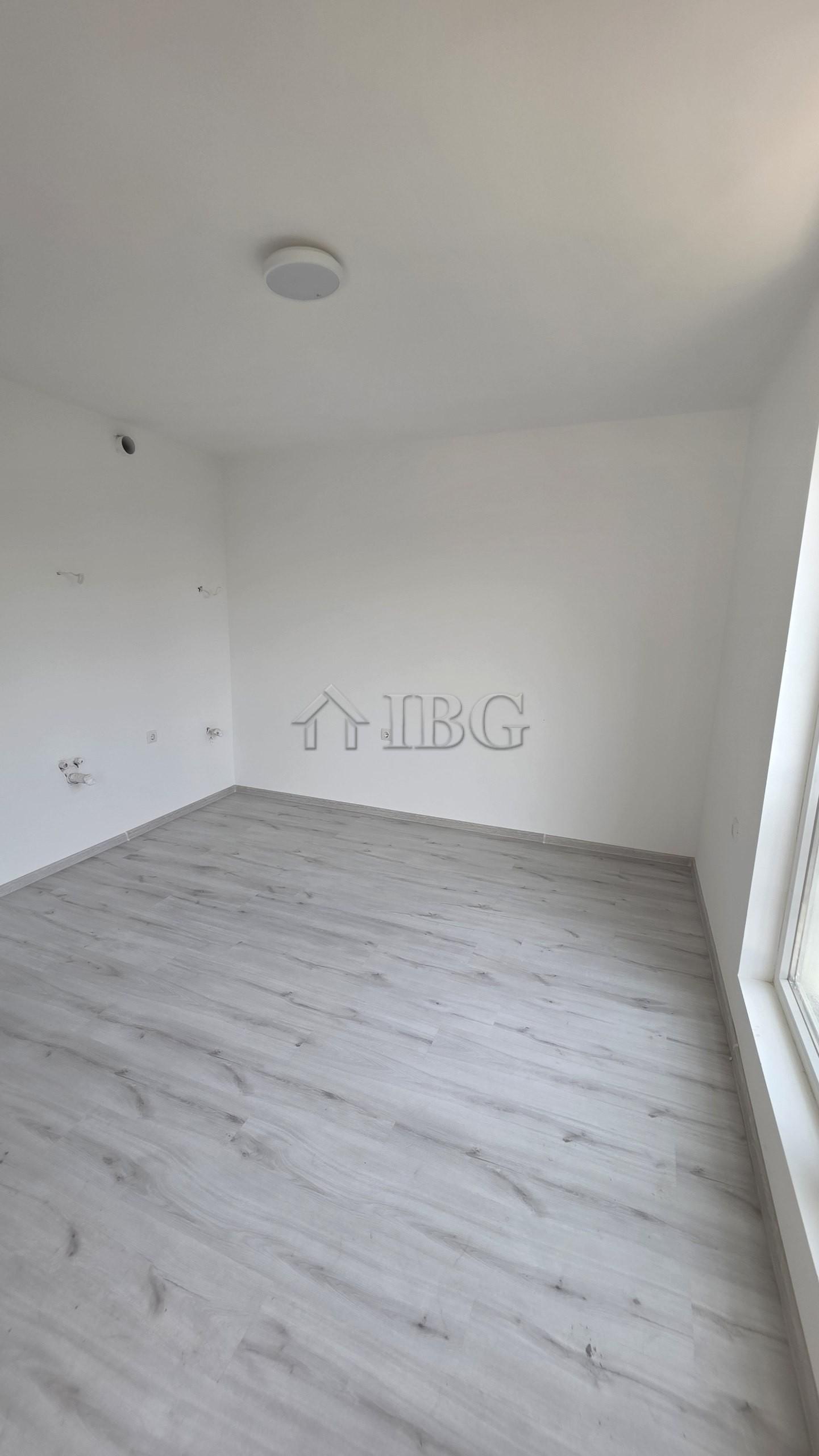 Studio Apartment in La Mer Silver Residence-1, Sunny Beach — photo 11 of 23