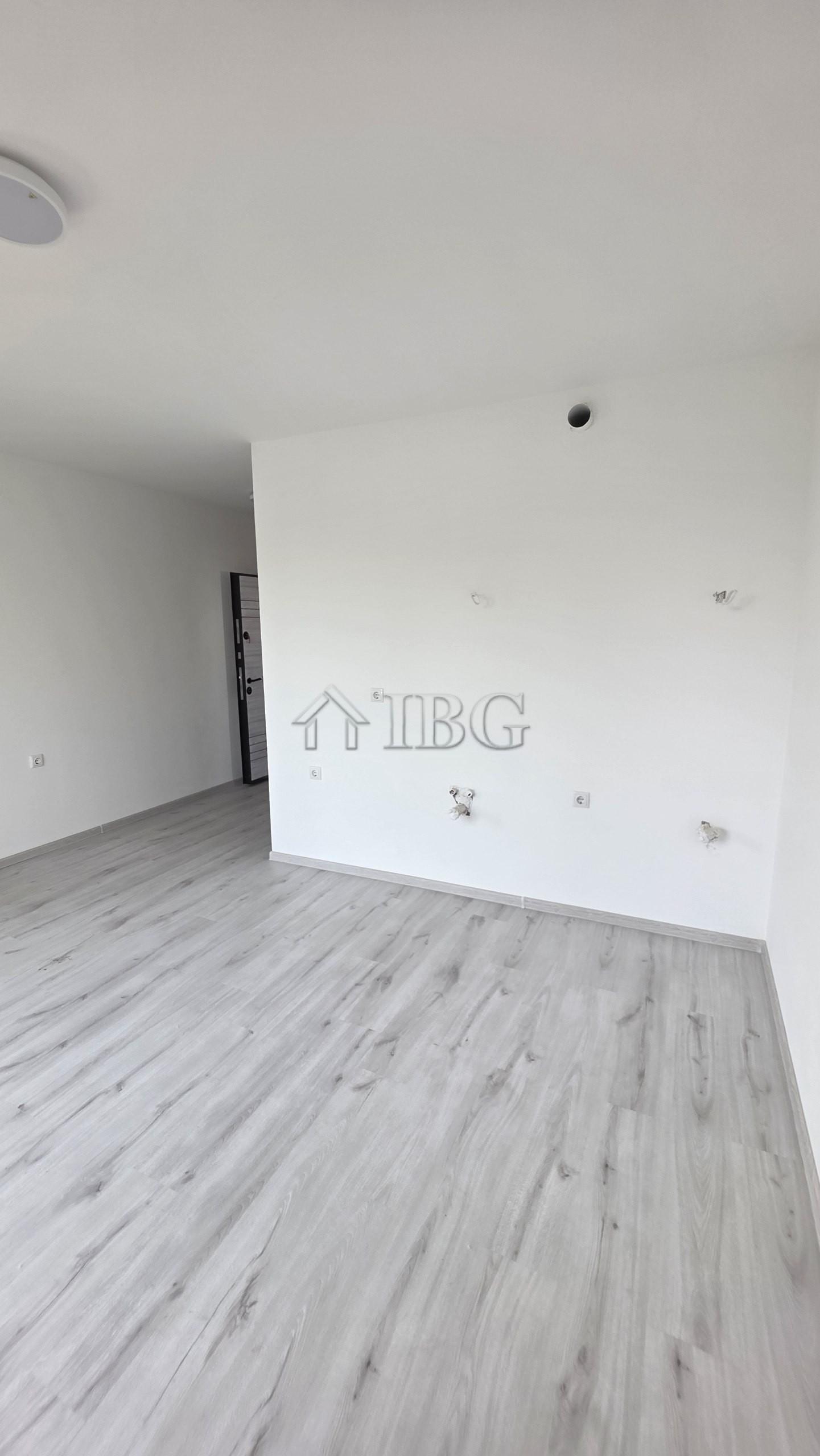 Studio Apartment in La Mer Silver Residence-1, Sunny Beach — photo 15 of 23