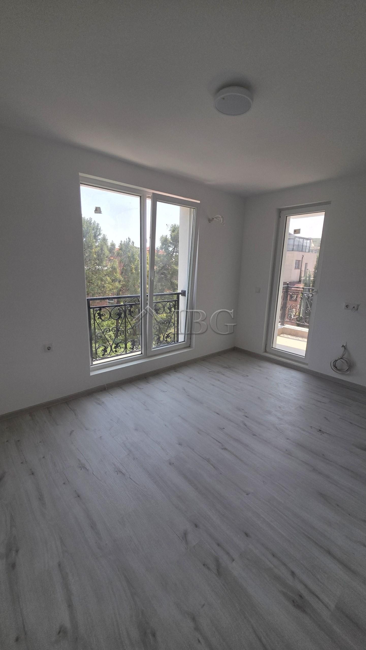 Studio Apartment in La Mer Silver Residence-1, Sunny Beach — photo 2