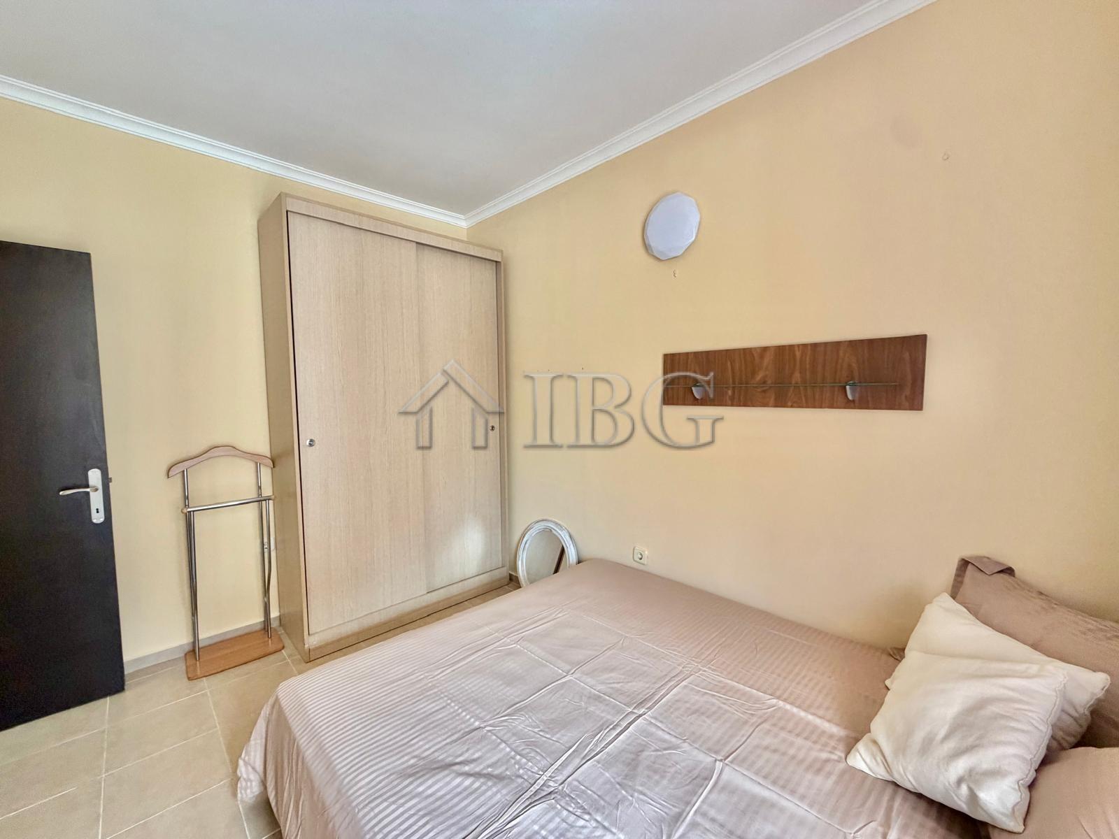 Spacious Family Property Near the Beach St. George Palace, Sveti Vlas — photo 10 of 25