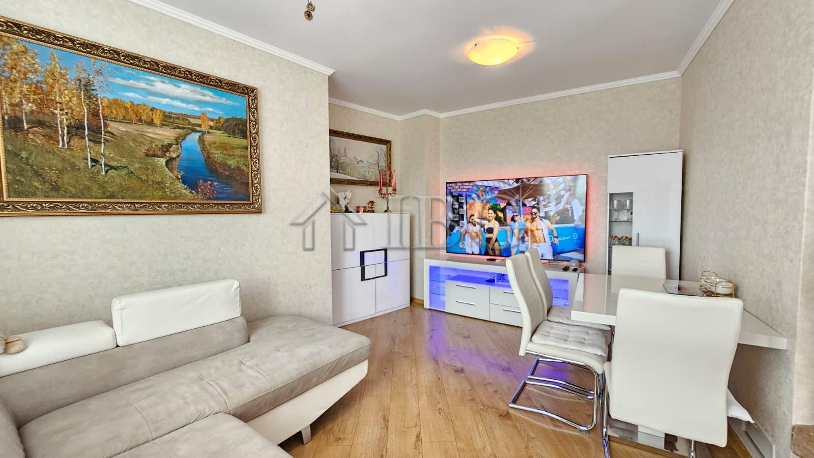 Luxury Penthouse with Huge Private Terrace & Sauna Aphrodite Park, Sunny Beach — photo 14 of 25