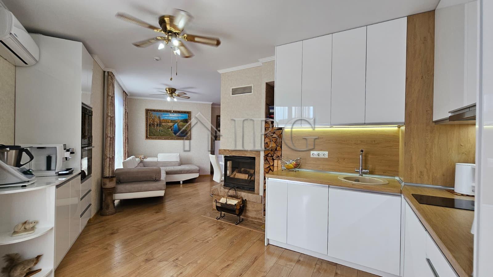 Luxury Penthouse with Huge Private Terrace & Sauna Aphrodite Park, Sunny Beach — photo 17 of 25