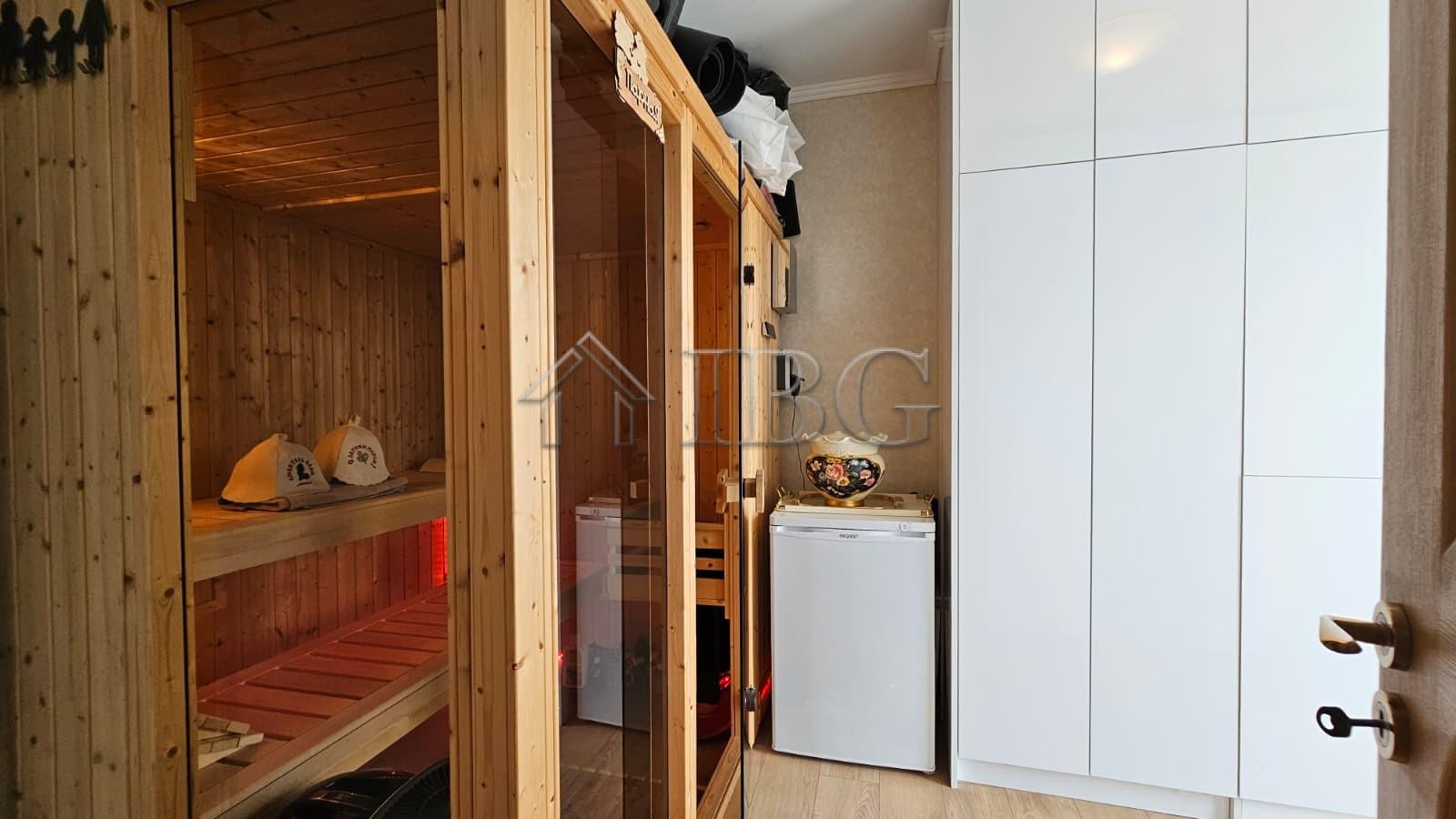 Luxury Penthouse with Huge Private Terrace & Sauna Aphrodite Park, Sunny Beach — photo 4 of 25