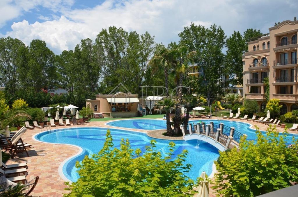 Aphrodite Gardens 1-Bedroom Apartment with Park View Sunny Beach — photo 2