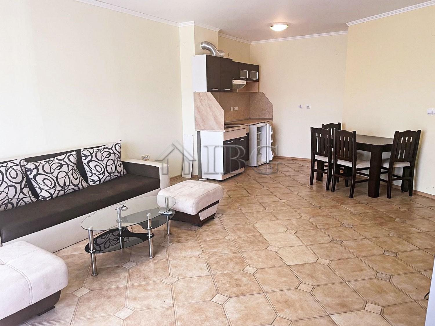 Spacious 2-Bedroom Apartment with 2 Bathrooms Central Plaza, Sunny Beach — photo 5