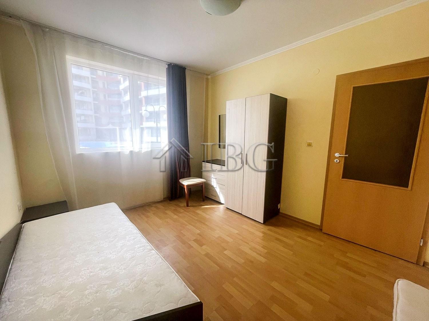 2-Bedroom Apartment with Pool View Central Plaza, Sunny Beach — photo 5 of 11