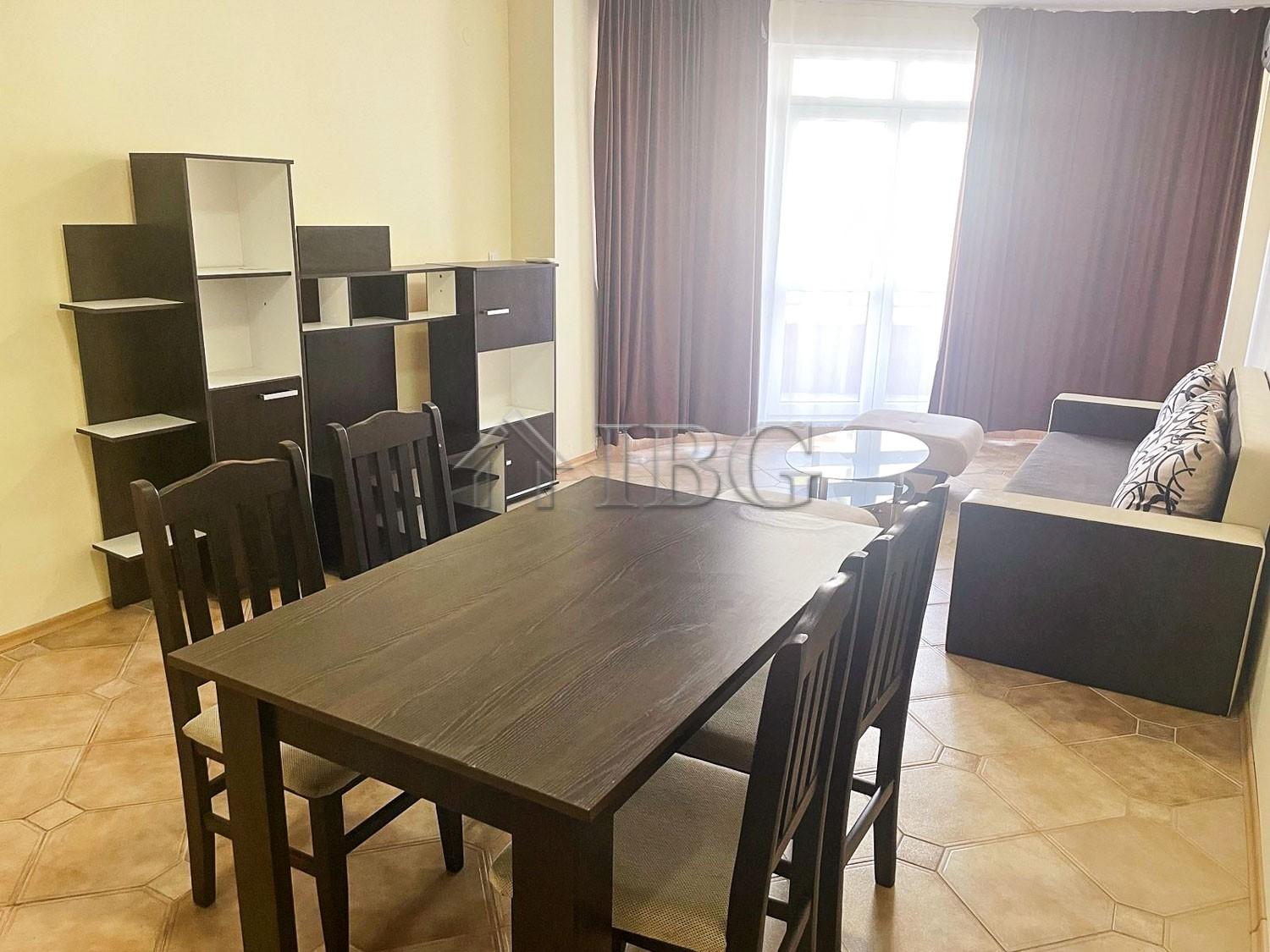 Spacious 2-Bedroom Apartment in the Heart of Sunny Beach Central Plaza — photo 5 of 15