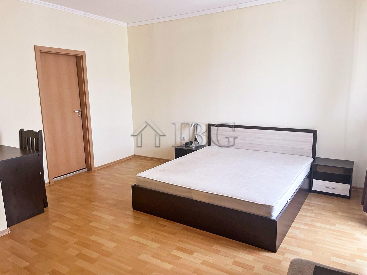 Spacious 2-Bedroom Apartment with 2 Bathrooms Central Plaza, Sunny Beach — photo 3