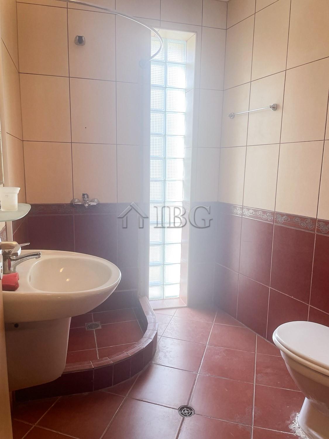 2-Bedroom Apartment with Pool View Central Plaza, Sunny Beach — photo 10 of 11