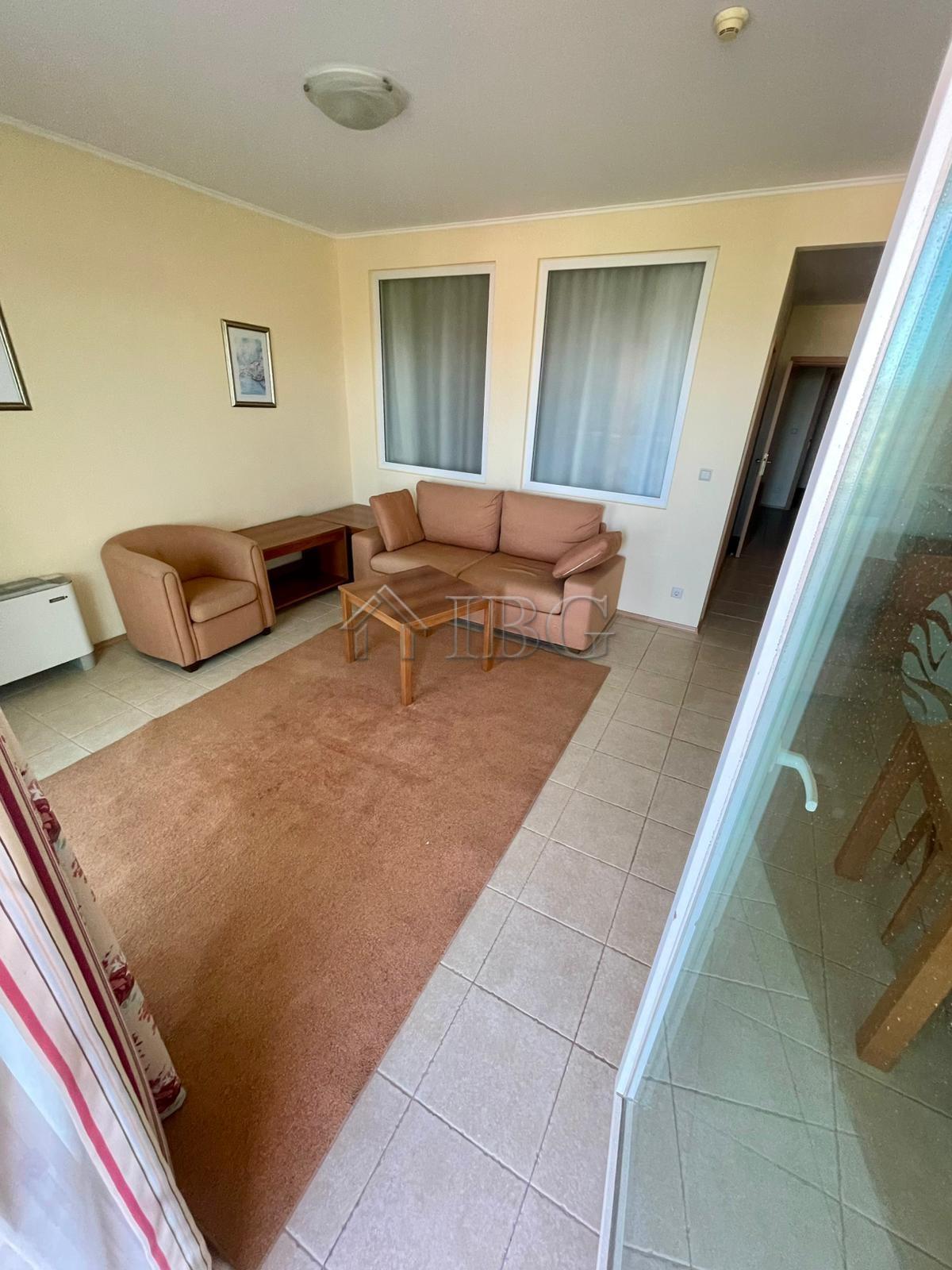 1-Bedroom Apartment Sunset Resort, Pomorie First Line to the Beach — photo 10 of 14