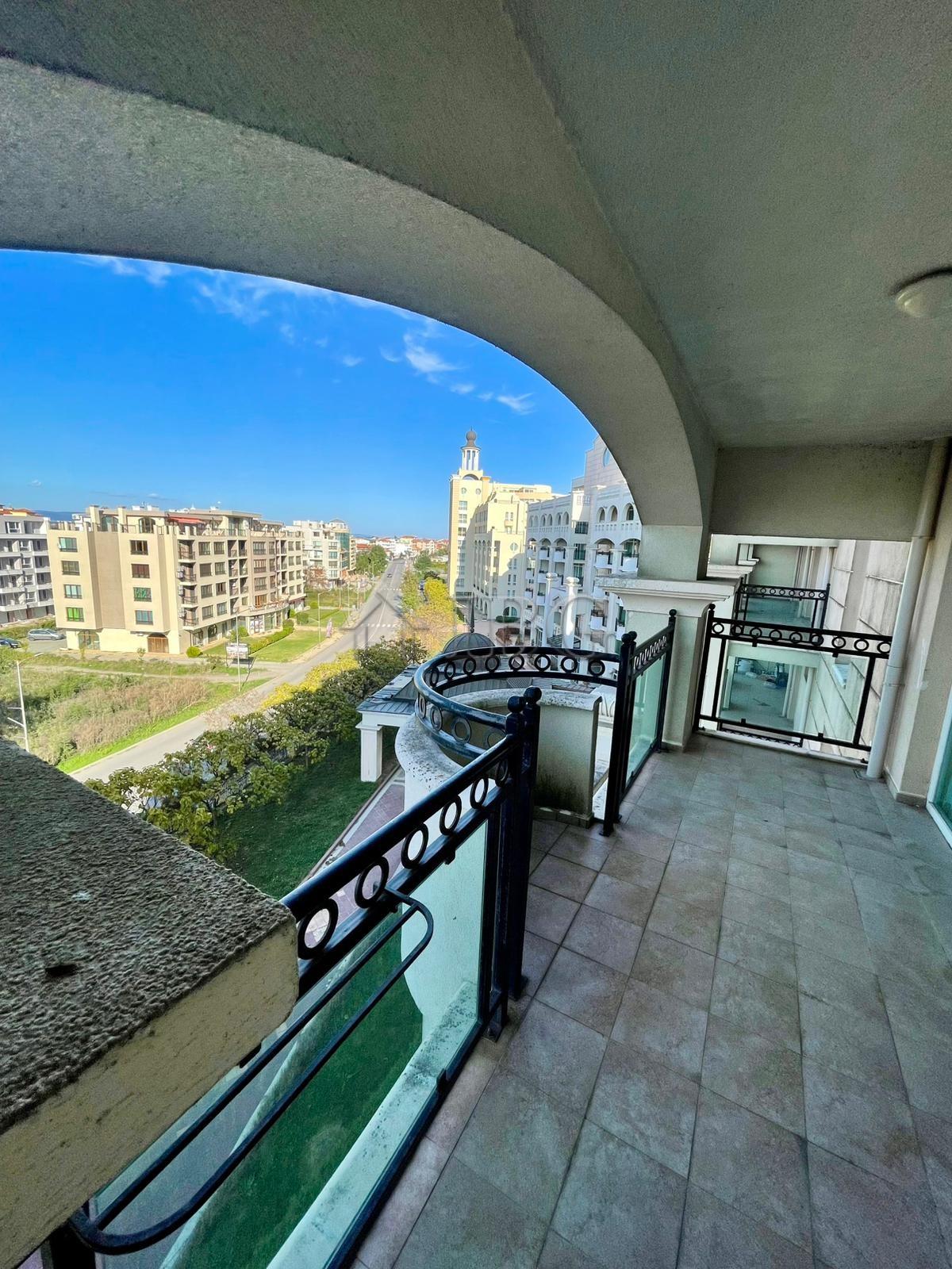 1-Bedroom Apartment Sunset Resort, Pomorie First Line to the Beach — photo 7 of 14