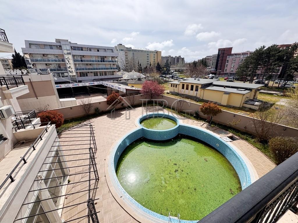 Studio with Pool View Premier Residence, Sunny Beach — Sunny Beach