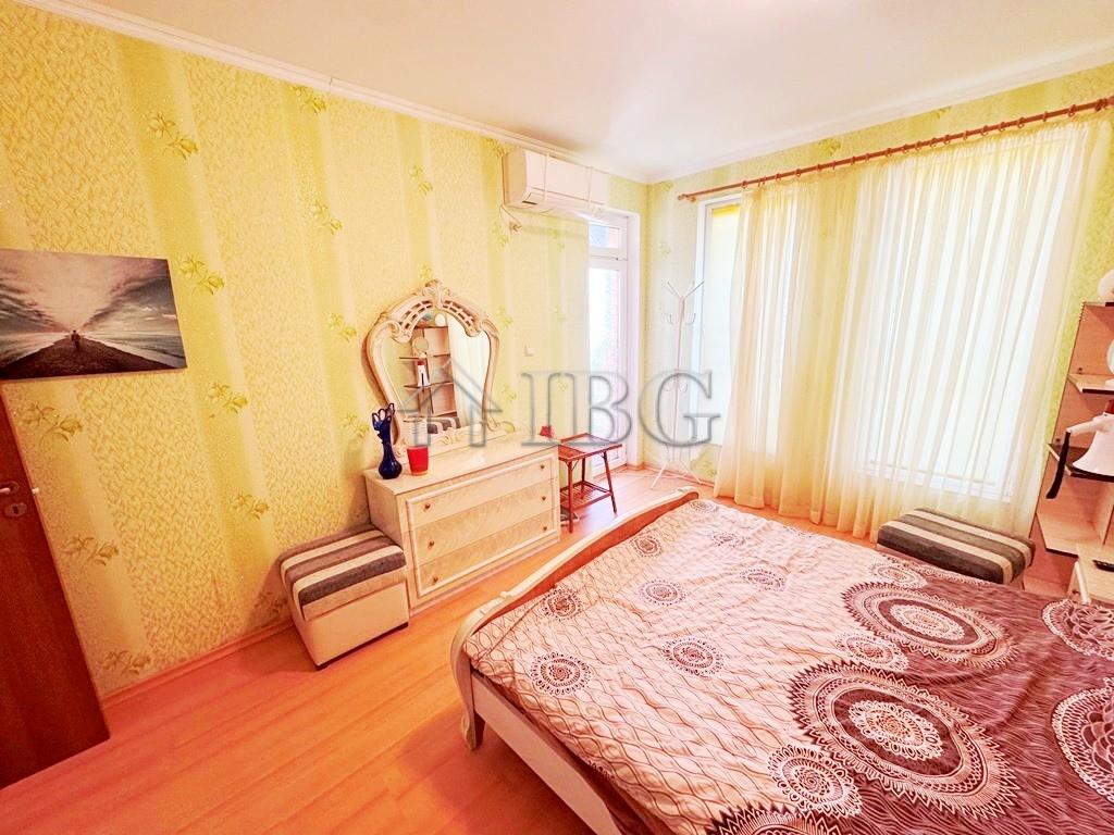 2-Bedroom Apartment with Views Sunny Day 6, Sunny Beach — photo 12 of 25