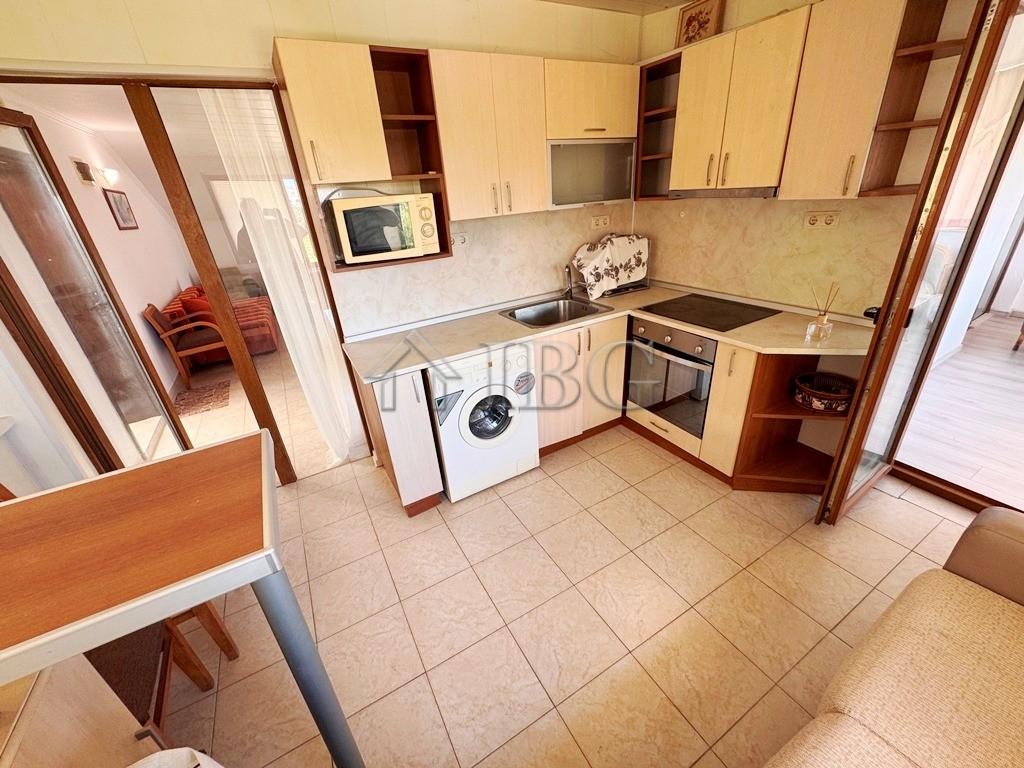 2-Bedroom Apartment with Sea View Yalta, Sveti Vlas — photo 13 of 24