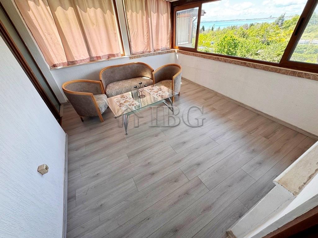 2-Bedroom Apartment with Sea View Yalta, Sveti Vlas — photo 6 of 24