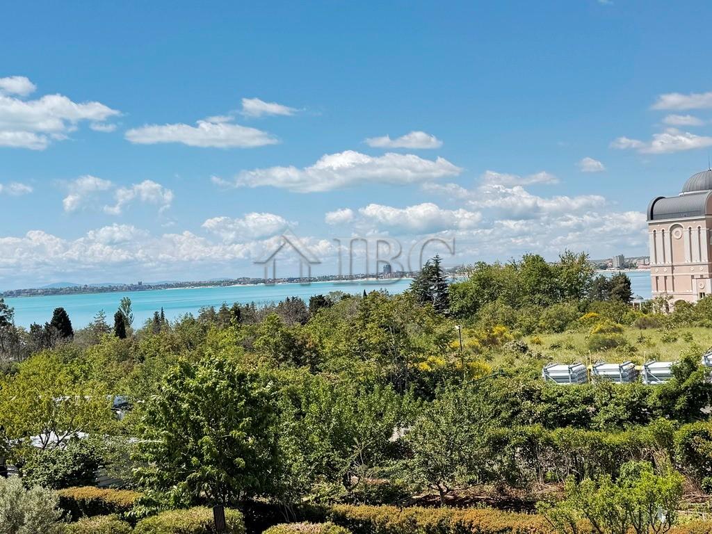 2-Bedroom Apartment with Sea View Yalta, Sveti Vlas — photo 7 of 24