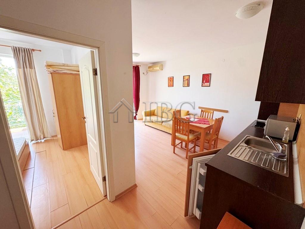 1-Bedroom Apartment with Courtyard View Sunny Day 4, Sunny Beach — photo 2