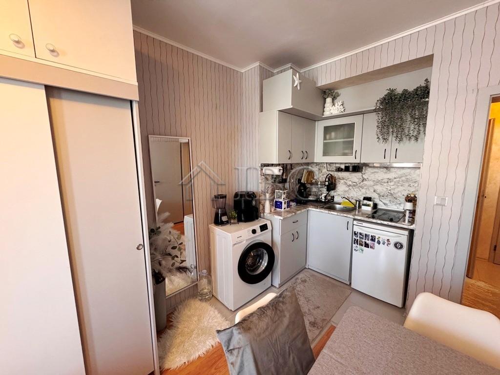 No Maintenance Fee 1-Bedroom Apartment in the Center of Sunny Beach — photo 6