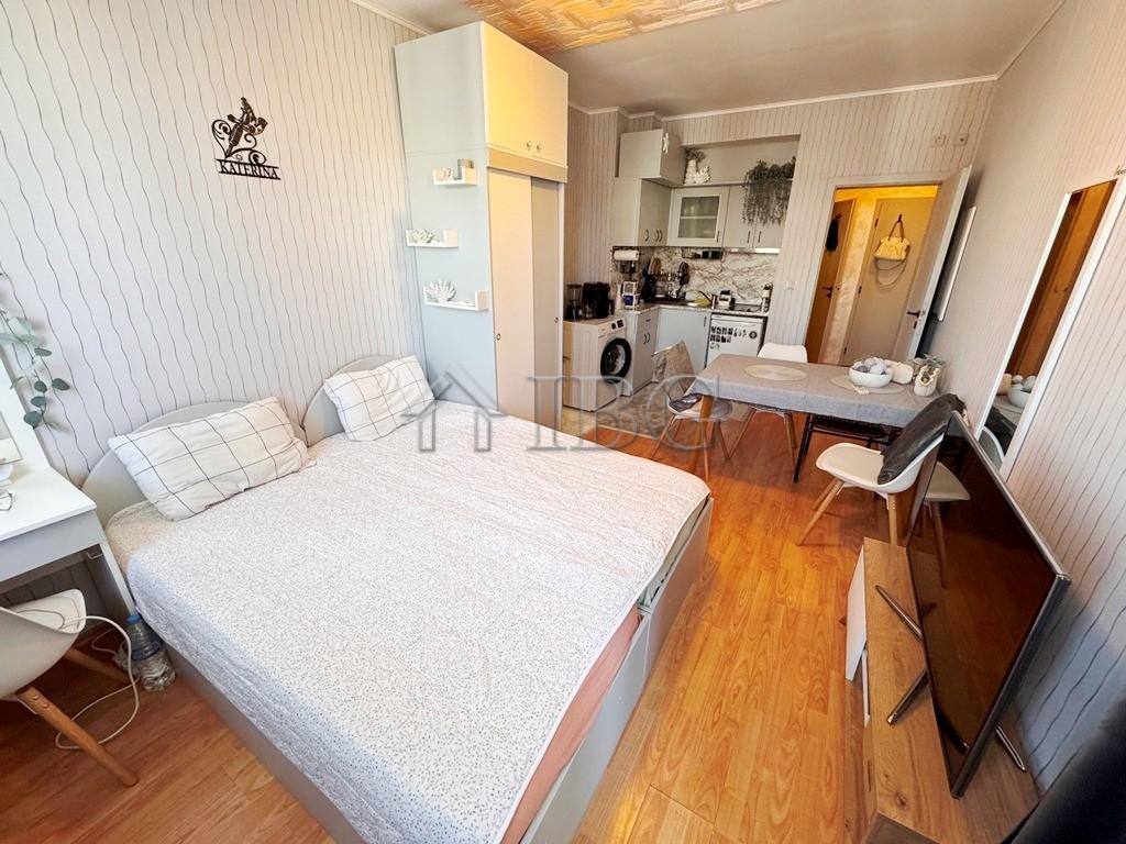No Maintenance Fee 1-Bedroom Apartment in the Center of Sunny Beach — photo 7 of 15