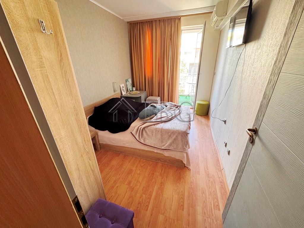 No Maintenance Fee 1-Bedroom Apartment in the Center of Sunny Beach — photo 11 of 15