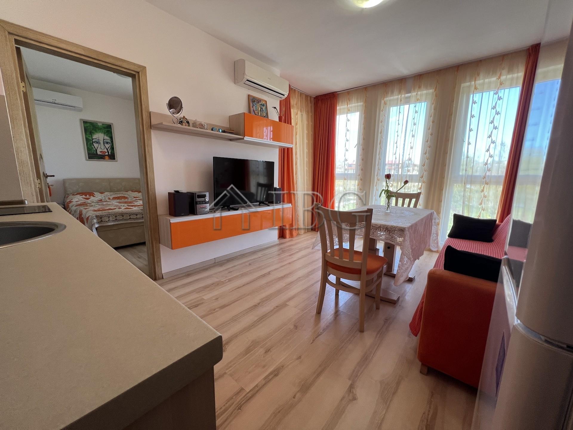 Aphrodite Gardens 1-Bedroom Apartment with Park View Sunny Beach — photo 4