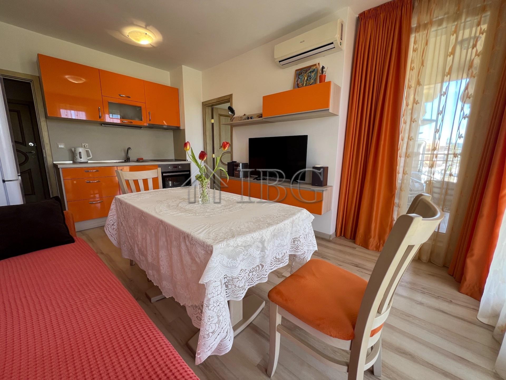 Aphrodite Gardens 1-Bedroom Apartment with Park View Sunny Beach — photo 14 of 25
