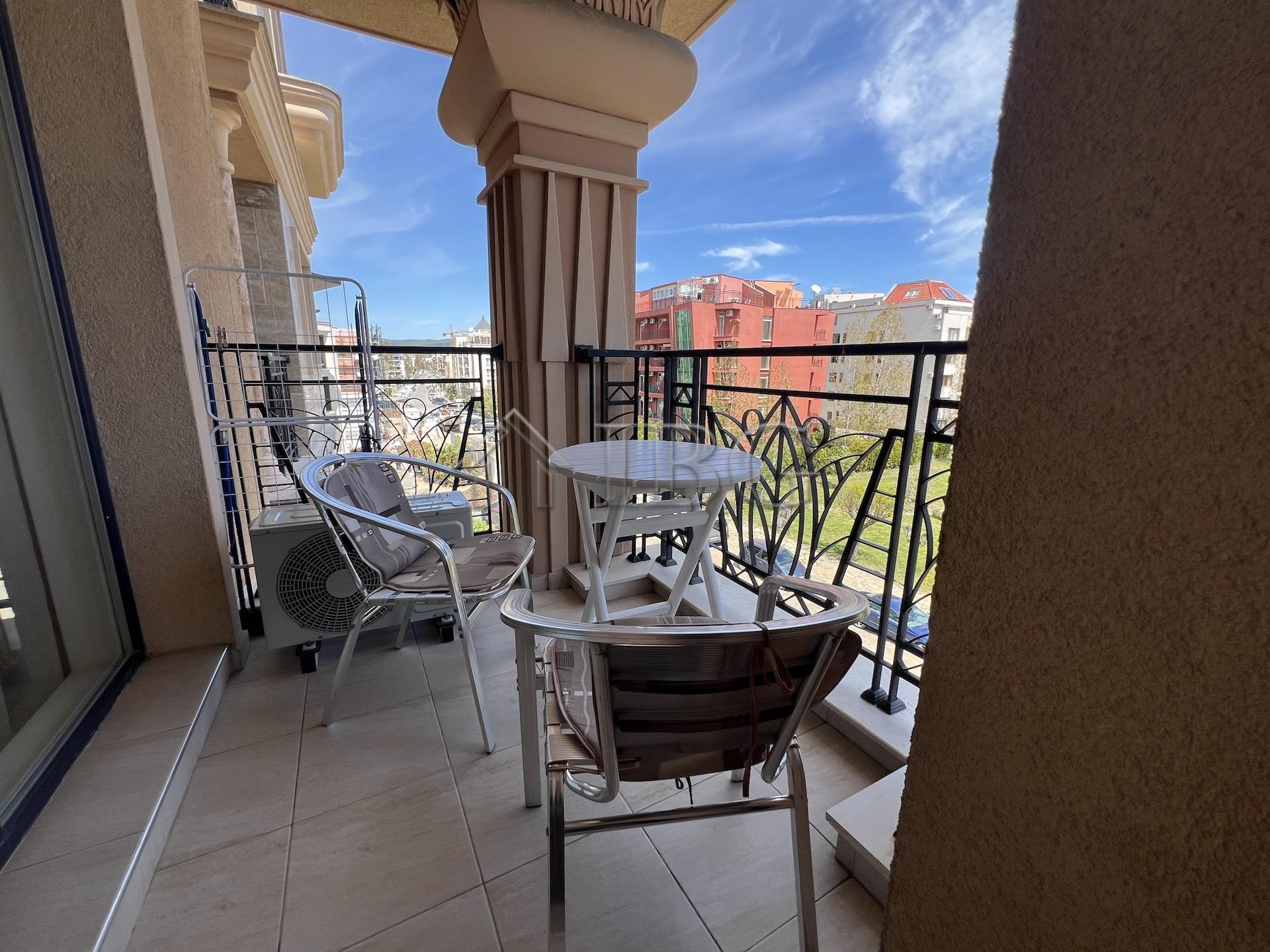 Aphrodite Gardens 1-Bedroom Apartment with Park View Sunny Beach — photo 12 of 25