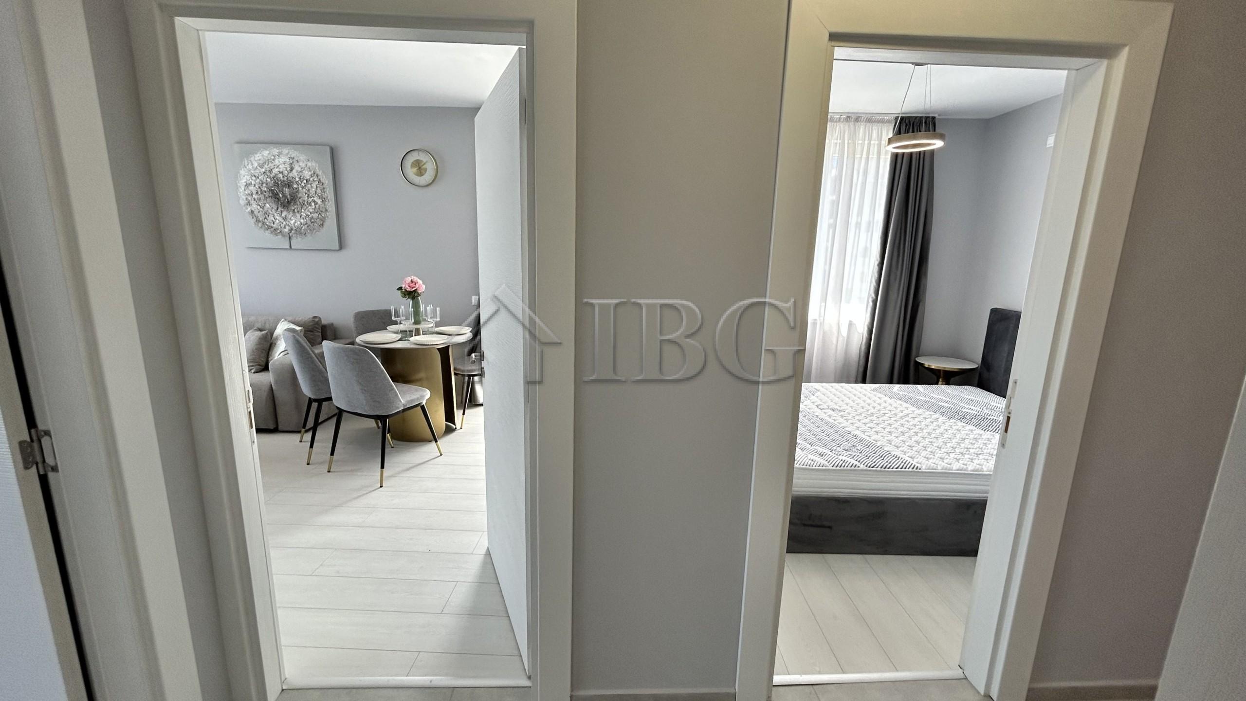 Furnished 2-Bedroom Apartment J'Adore Dune, Beachfront Sunny Beach — photo 20 of 25
