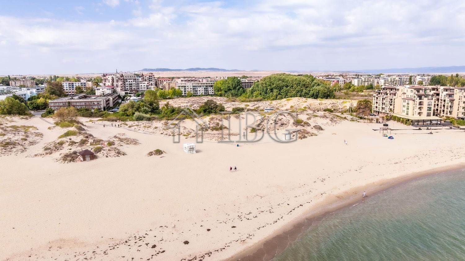 1-Bedroom Apartment with Private English Courtyard J'Adore Dune, Beachfront Sunny Beach — photo 3