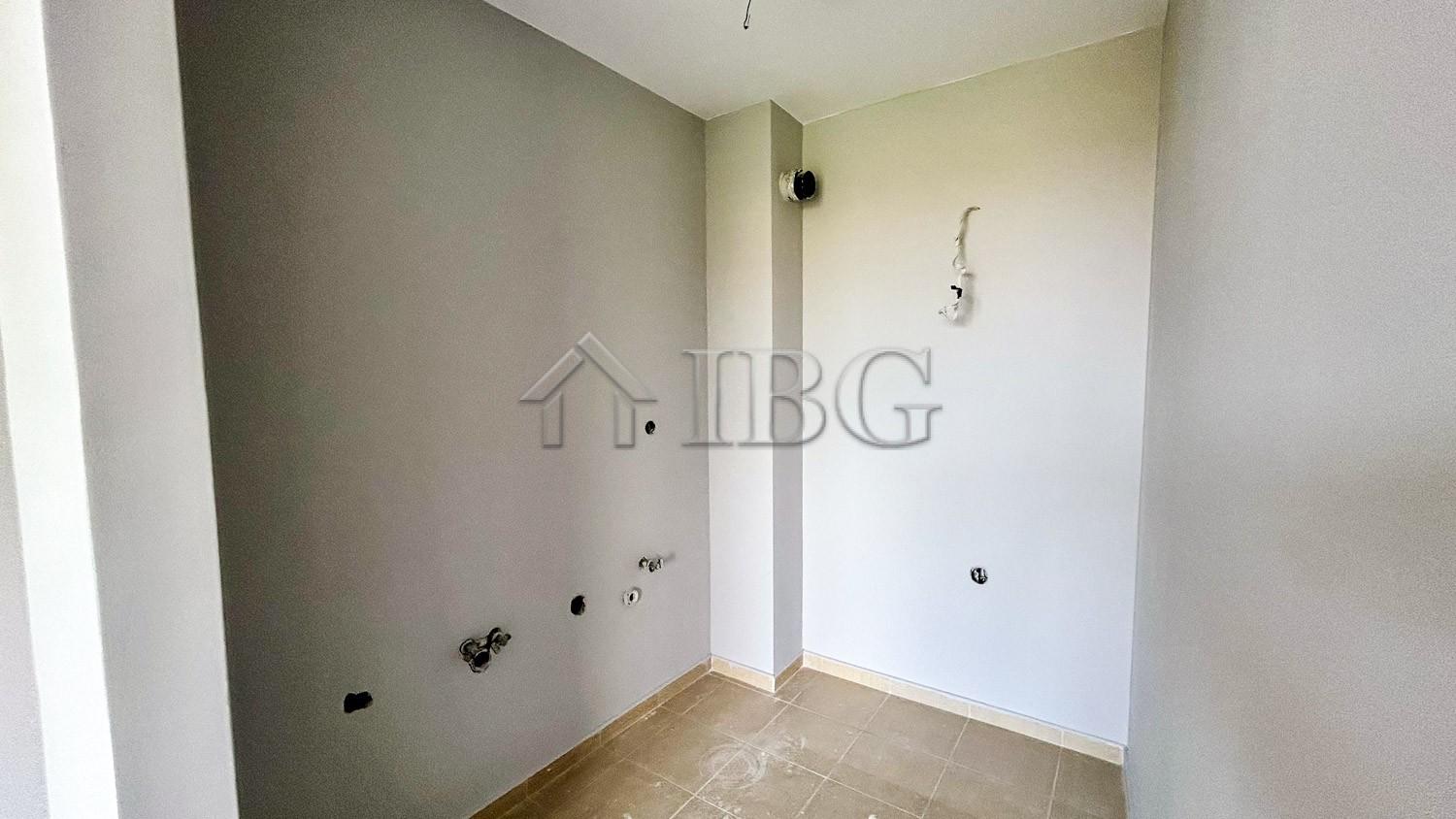 1-Bedroom Apartment with Private English Courtyard J'Adore Dune, Beachfront Sunny Beach — photo 6