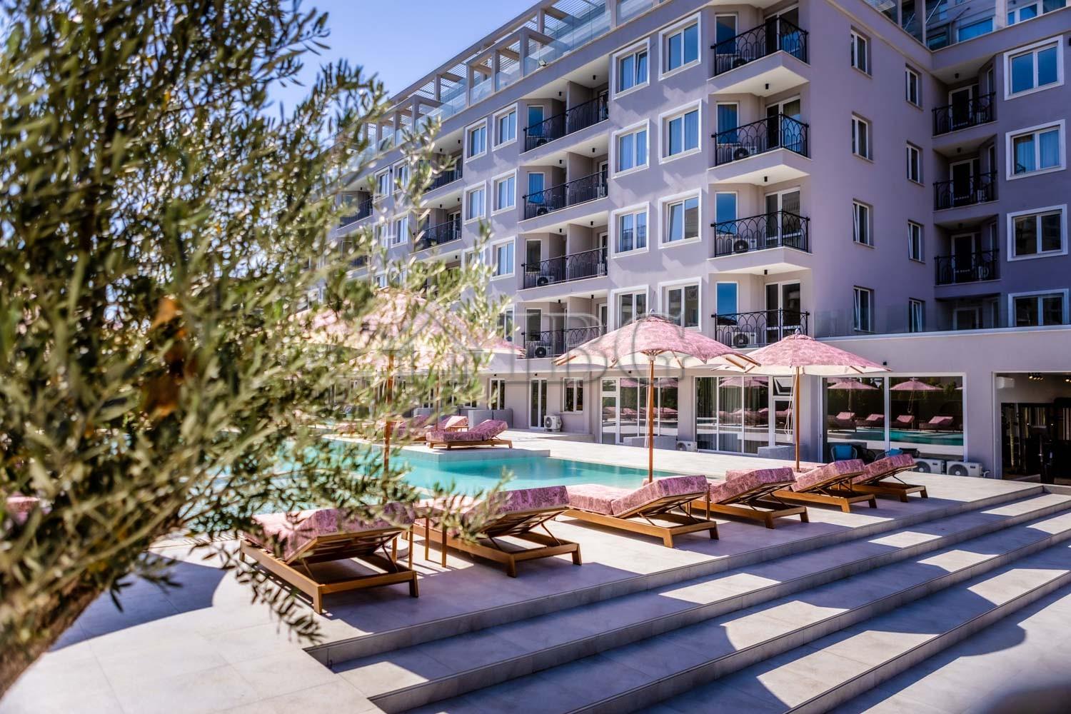 1-Bedroom Apartment with Large Open Terrace J'Adore Secret Garden, Sunny Beach — photo 25 of 25