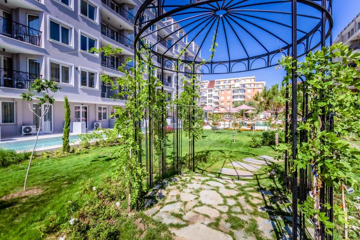 2-Bedroom Apartment with Pool & Garden Views J'Adore Secret Garden, Sunny Beach — photo 20 of 25