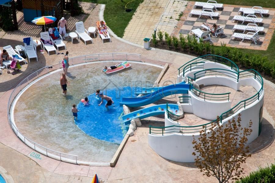 Spacious 1-Bedroom Apartment in Trakia Plaza, Sunny Beach — photo 12 of 20