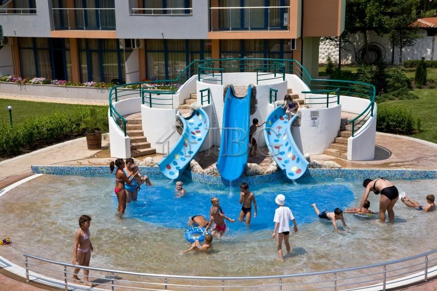 Spacious 1-Bedroom Apartment in Trakia Plaza, Sunny Beach — photo 11 of 20