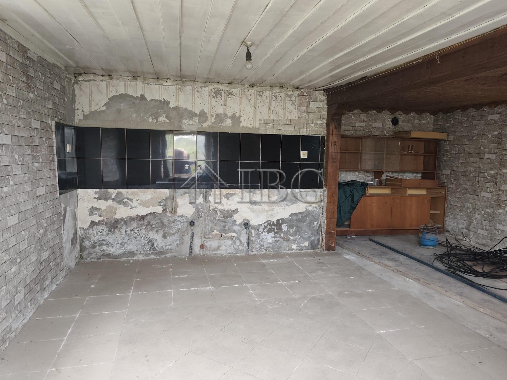 Renovation Project with Large Garden between Byala and Polski Trambesh — photo 9 of 17