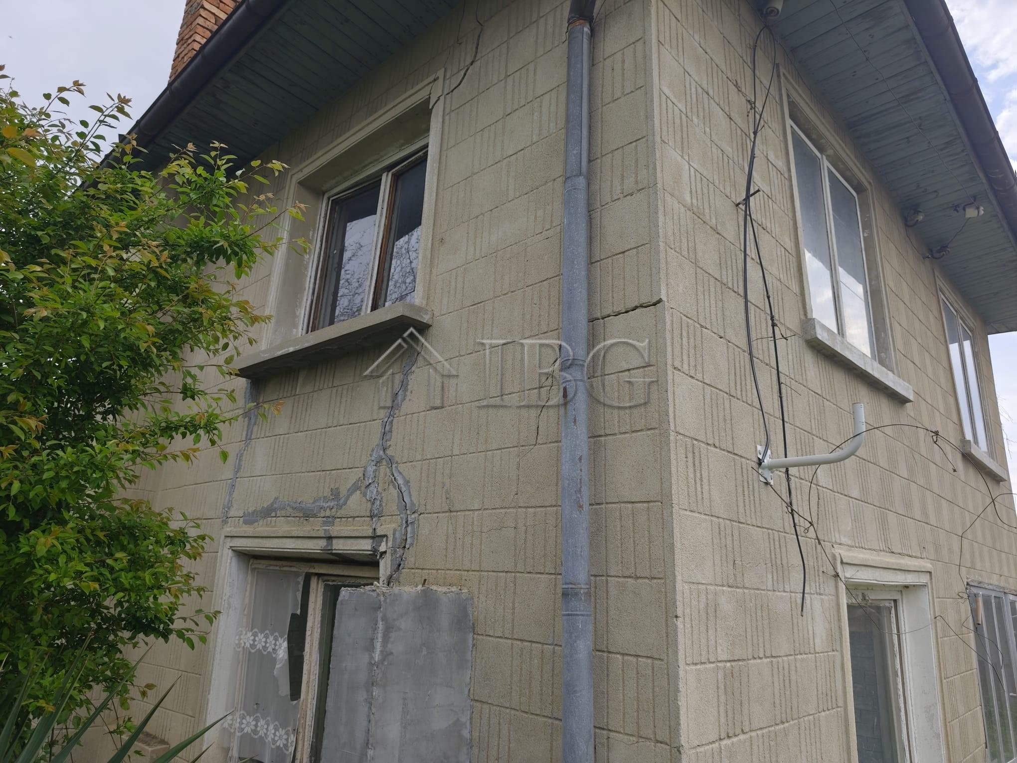 Renovation Project with Large Garden between Byala and Polski Trambesh — photo 10 of 17