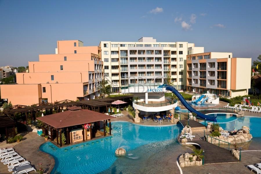 Spacious 1-Bedroom Apartment in Trakia Plaza, Sunny Beach — photo 15 of 20