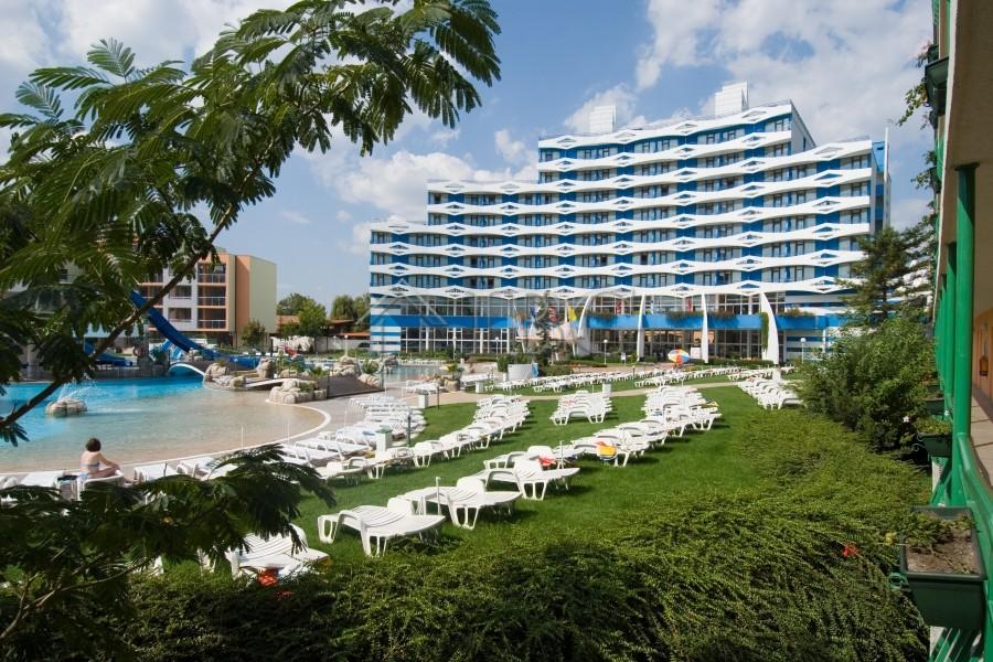 Spacious 1-Bedroom Apartment in Trakia Plaza, Sunny Beach — photo 19 of 20