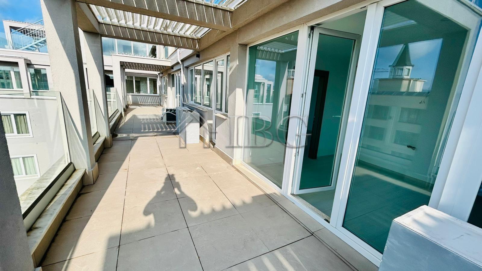 1-Bedroom Apartment with Large Open Terrace J'Adore Secret Garden, Sunny Beach — photo 8 of 25