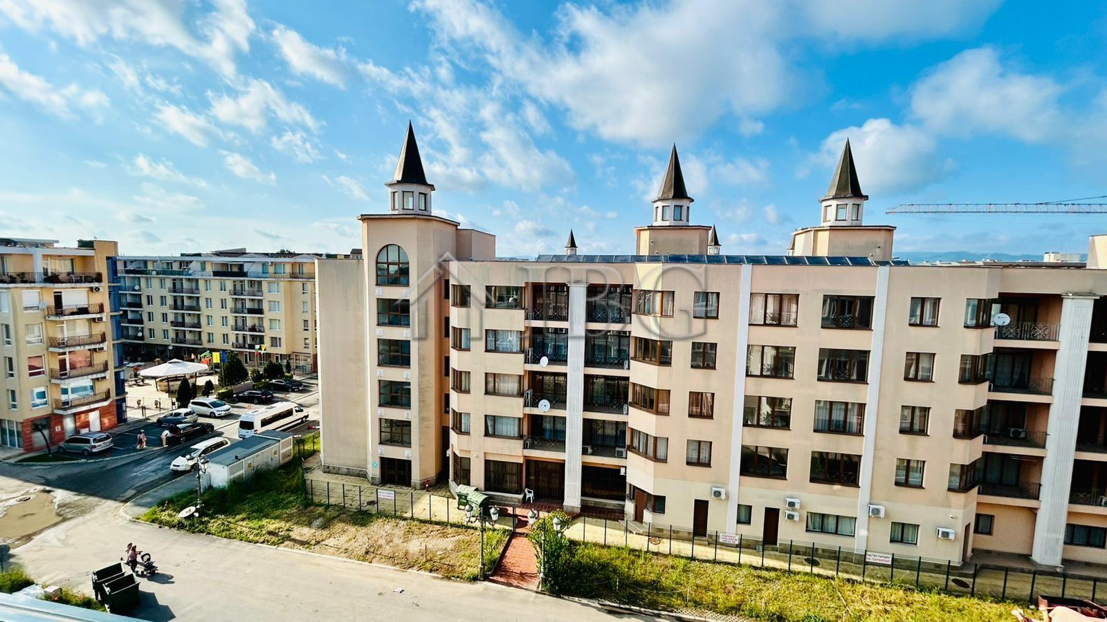 1-Bedroom Apartment with Large Open Terrace J'Adore Secret Garden, Sunny Beach — photo 9 of 25