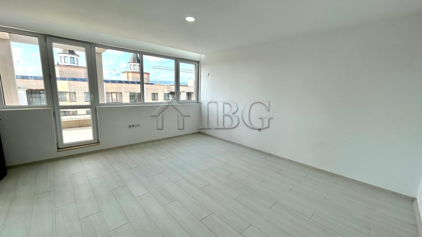 1-Bedroom Apartment with Large Open Terrace J'Adore Secret Garden, Sunny Beach — photo 11 of 25