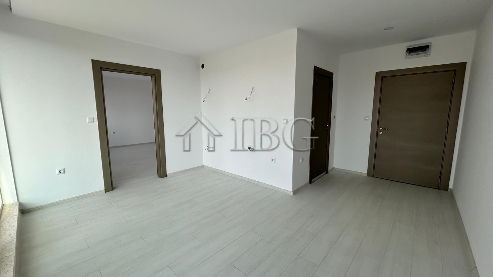 1-Bedroom Apartment with Large Open Terrace J'Adore Secret Garden, Sunny Beach — photo 13 of 25