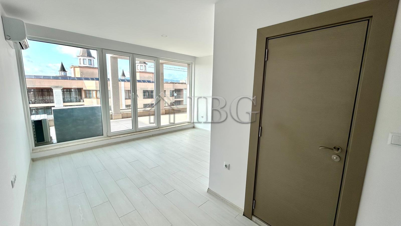 1-Bedroom Apartment with Large Open Terrace J'Adore Secret Garden, Sunny Beach — photo 14 of 25