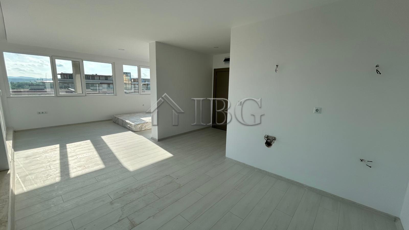 2-Bedroom Apartment with Pool & Garden Views J'Adore Secret Garden, Sunny Beach — photo 10 of 25