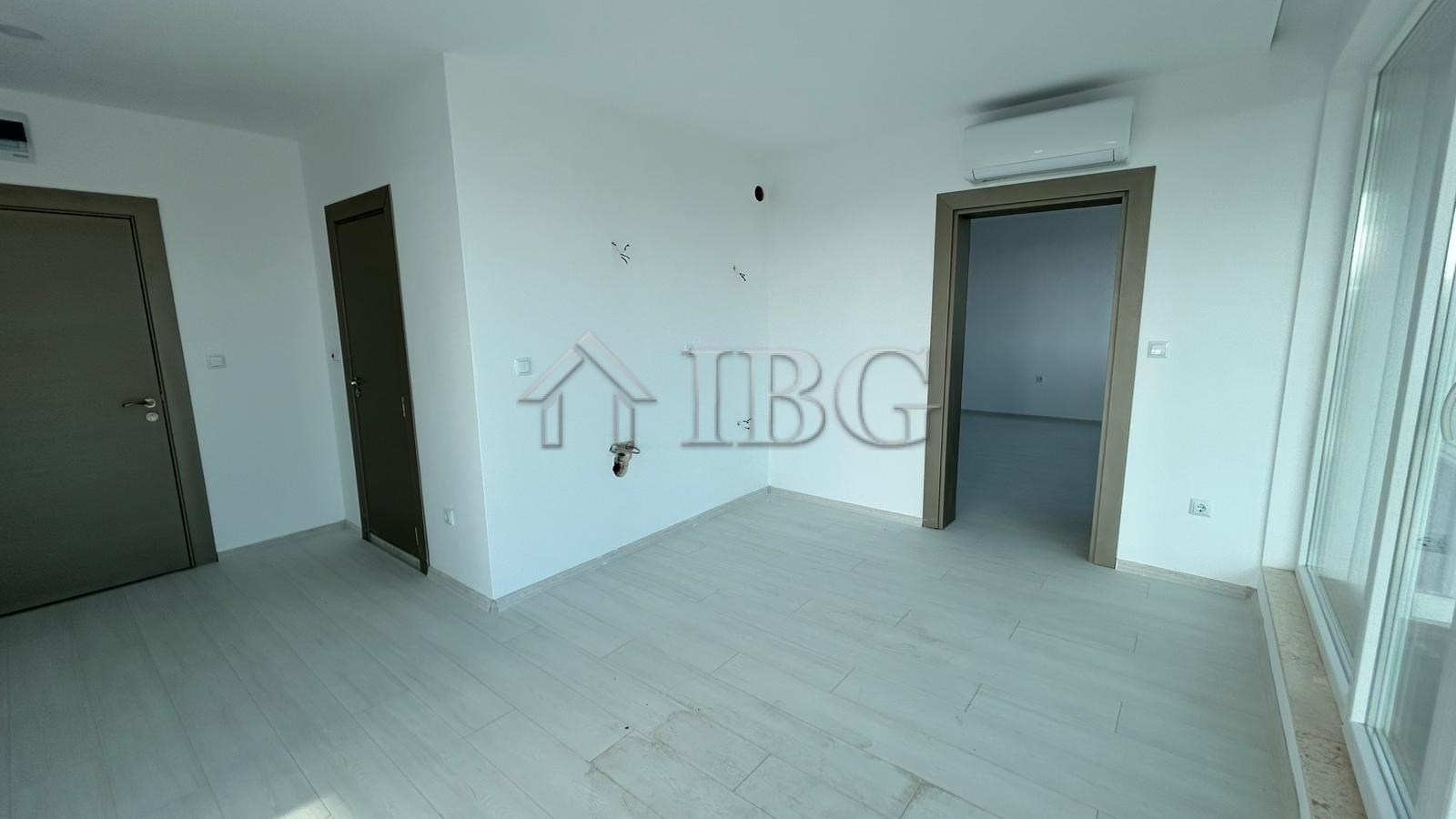 2-Bedroom Apartment with Pool & Garden Views J'Adore Secret Garden, Sunny Beach — photo 15 of 25