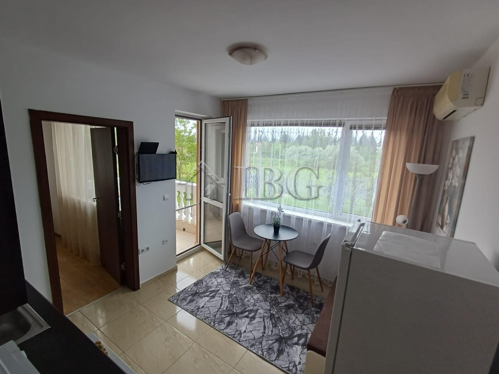 Furnished 1-Bedroom Apartment near Cacao Beach Sunny Beach — photo 4 of 18