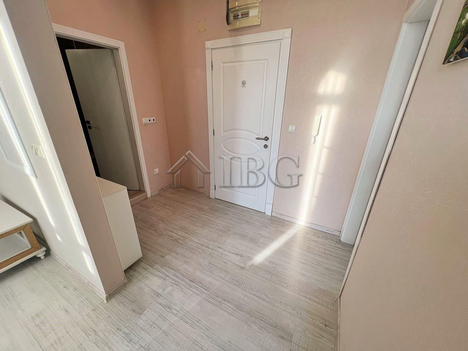 Large Apartment with Potential for 2 Bedrooms Harmony Suites Monte Carlo, Sunny Beach — photo 19 of 19