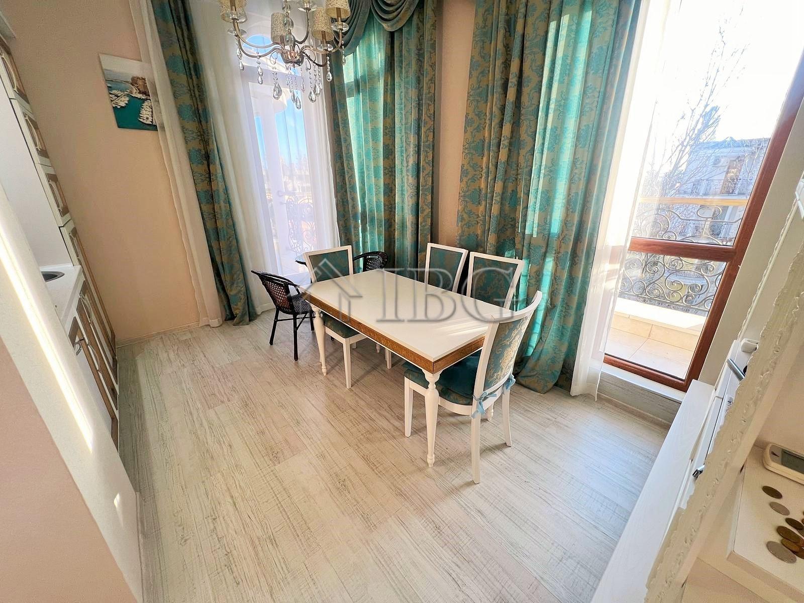 Large Apartment with Potential for 2 Bedrooms Harmony Suites Monte Carlo, Sunny Beach — photo 9 of 19