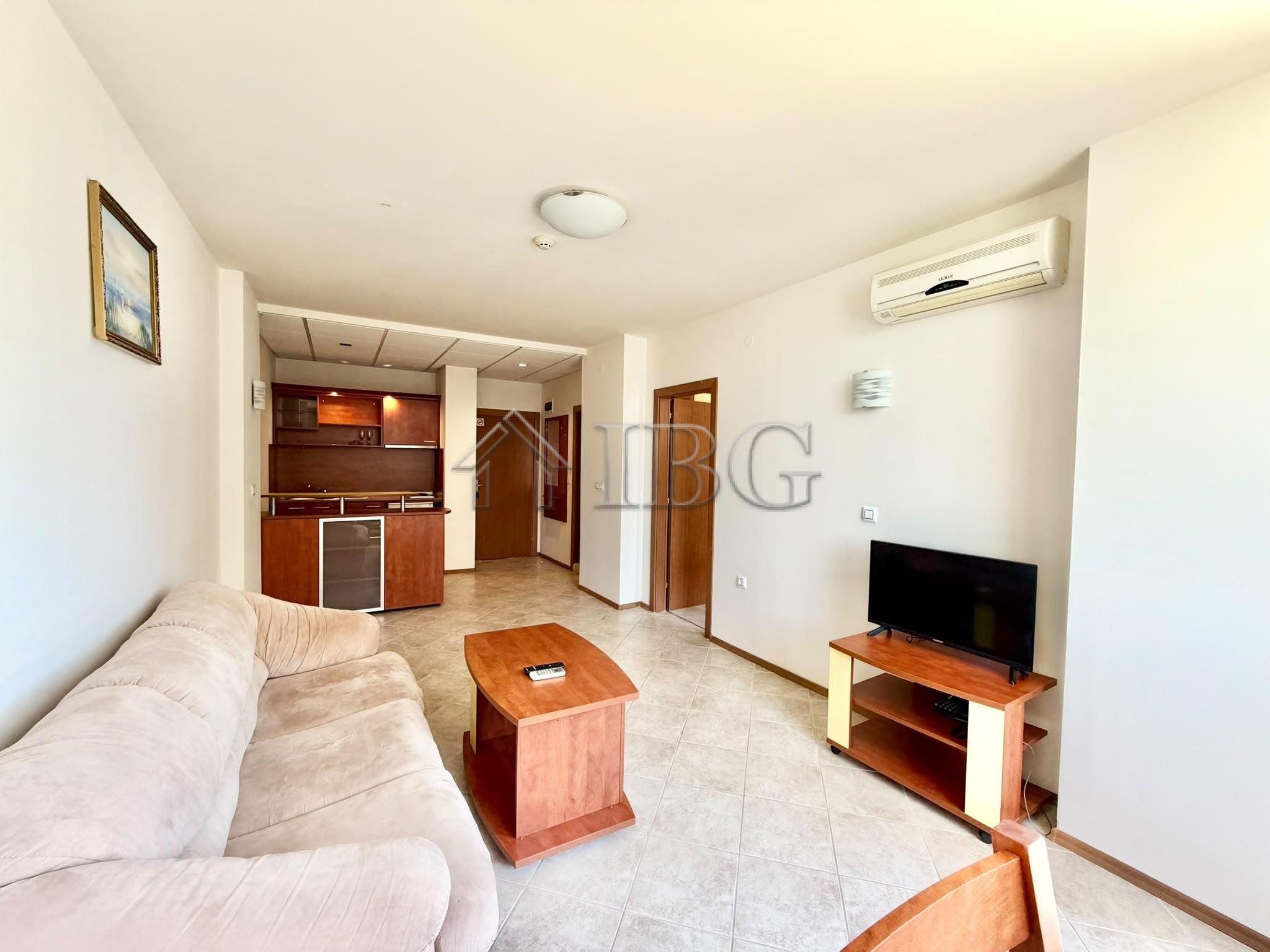 1-Bedroom Apartment with Sea View in Poseidon Complex, Sunny Beach — photo 25 of 25